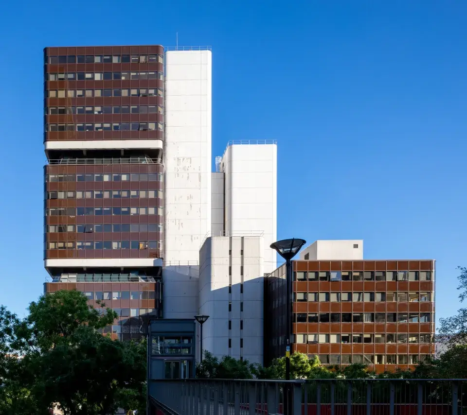 Photo du centre Pierre Mendès Frandce, 90 rue de Tolbiac
